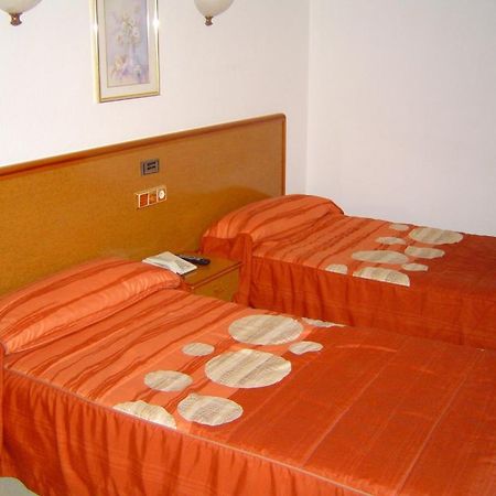 Hotel Lazaro Calamocha Rum bild